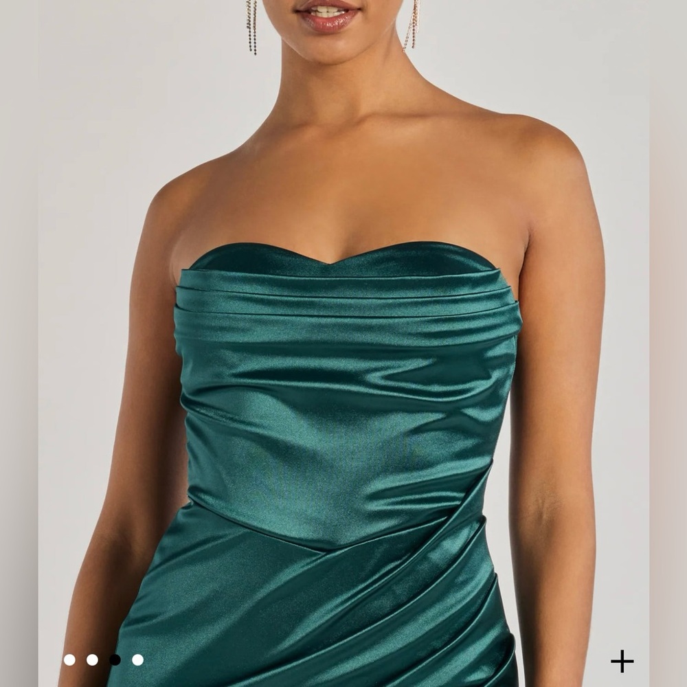 Windsor Hunter Green Kaleen Sleeveless Satin Wrap Midi Dress (Size M) - Picture 3 of 10